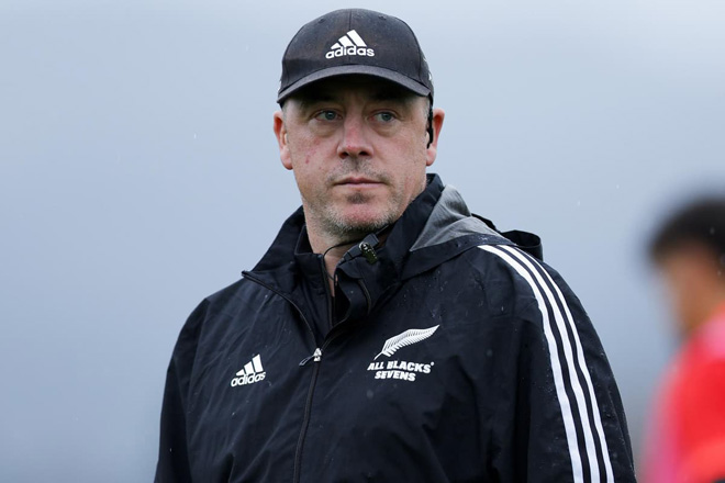 Hurricanes anuncia al propietario de All Blacks Sevens, Clark Claydlaw, como nuevo entrenador en jefe