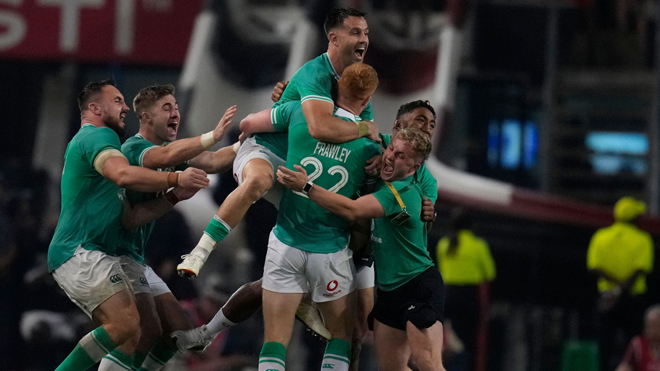Los goles de Ciaran Frawley aturden a los Springboks mientras Irlanda nivela la serie en la épica de Durban